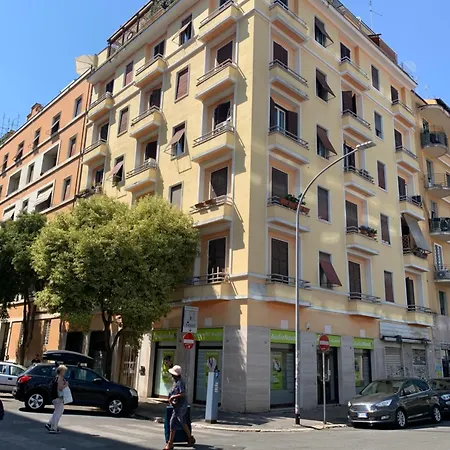 Caracciolo33 Apartamento *