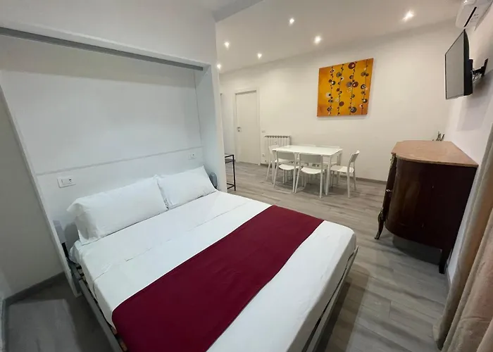 Apartment Caracciolo33 Rome